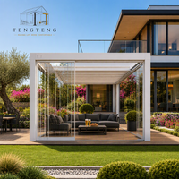 Pergola motorisée moderne en aluminium imperméable avec toit à lames orientables pour patio, terrasse, jardin, espace extérieur