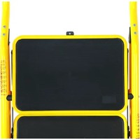 Escalier d'usine à bas prix EN 131 Échelle en acier pliable jaune stable pour l'entretien ménager
