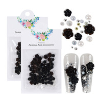 50 pièces d'accessoires pour nail art en résine noire en forme de camélia, fleurs de rose avec perles en acier et décoration d'ongles en perles