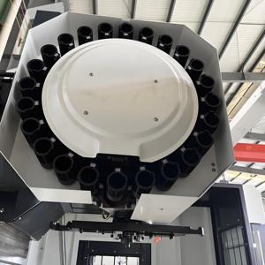 Kim loại trung tâm gia công <span class=keywords><strong>CNC</strong></span> <span class=keywords><strong>4</strong></span>-trục 5-trục trung tâm gia công dọc <span class=keywords><strong>CNC</strong></span> trung tâm gia công dọc để xử lý tốt - Product Image 4