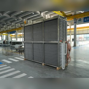 Évaporateur congélateur rapide en aluminium grande capacité Donghang, unité <span class=keywords><strong>à</strong></span> serpentin tubulaire élargi robuste pour viande <span class=keywords><strong>de</strong></span> bœuf, steak, viande IQF en continu - Product Image 4