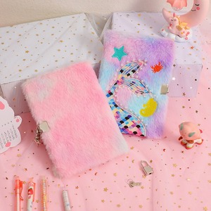 Carnet à couverture rigide de haute qualité en forme de queue de sirène, avec serrure et clés, design mignon de dessin animé, pour cadeau d'enfant - Product Image 4