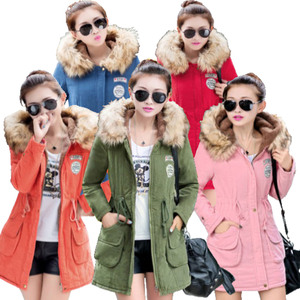 AIMINYZ Nuovo <span class=keywords><strong>Cappotto</strong></span> Invernale da Donna Lungo <span class=keywords><strong>in</strong></span> Poliestere/Cotone Antipiega, Foderato <span class=keywords><strong>in</strong></span> Cotone, Caldo, <span class=keywords><strong>con</strong></span> <span class=keywords><strong>Cappuccio</strong></span>, Slim Fit, Collo <span class=keywords><strong>in</strong></span> Ecopelliccia, Chiusura a Zip - Product Image 1