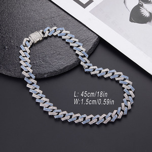 Chaîne à maillons cubains en alliage de 15 mm pour femmes - Product Image 5