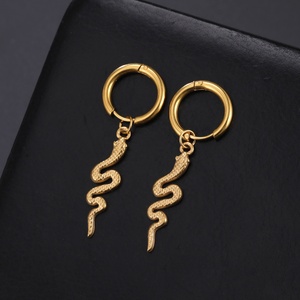 Punk serpente <span class=keywords><strong>orecchini</strong></span> <span class=keywords><strong>pendenti</strong></span> a cerchio Color oro <span class=keywords><strong>orecchini</strong></span> <span class=keywords><strong>pendenti</strong></span> animali in acciaio inossidabile gioielli regalo di compleanno per <span class=keywords><strong>uomo</strong></span> donna - Product Image 6