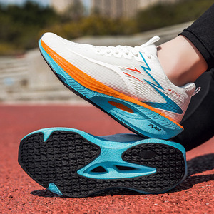 Chaussures de course unisexes à semelle en carbone et amorti popcorn, respirantes, pour adolescents et étudiants, idéales pour les tests physiques - Product Image 1