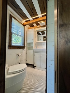 20ft Tiny House On WheelsFREE SHIPPING TO ALL - Product Image 2