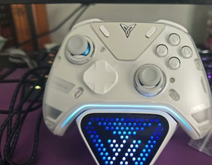 2026 NUEVO Flydigi APEX 5 Feedback Elite Gaming <span class=keywords><strong>Controller</strong></span> para <span class=keywords><strong>PC</strong></span>/TV/Mobile BT Gamepad inalámbrico con base de carga - Product Image 2