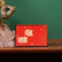 Ornement rectangulaire festif en laiton rouge et bois, motif lapin, style Art Déco minimaliste, sculpture plate, décoration de bureau, coloration thermique distinctive