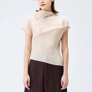 PY 2026 Ropa Occidental para Mujer, Ligera, Transpirable, Plisada Estilo Miyake, Cuello Asimétrico, Holgada, Ecológica, de Secado Rápido, al por Mayor - Product Image 1