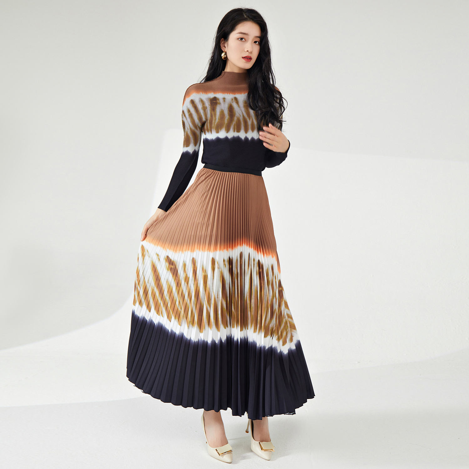 สีน้ำตาล