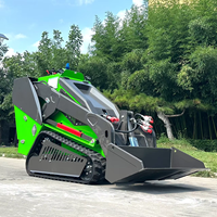 Mini-chargeuse compacte sur chenilles CE EPA 25 CV Moteur Kubota Hydraulique Multi-attaches : Godet, Fourche à palettes, Tarière