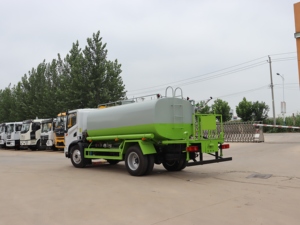 Camión <span class=keywords><strong>Cisterna</strong></span> de <span class=keywords><strong>Agua</strong></span> <span class=keywords><strong>Potable</strong></span> Dongfeng 5000L 4x2, Camión <span class=keywords><strong>Cisterna</strong></span> de Acero Inoxidable Euro 3 Diésel <span class=keywords><strong>para</strong></span> Transporte de <span class=keywords><strong>Agua</strong></span> - Product Image 3