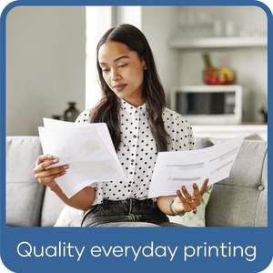 Papier universel 11289 pour photocopieuse, carton pratique, 92 de luminosité, 20 lb, 8 1/2 x 11, blanc (boîte de 2500 feuilles) - Product Image 2