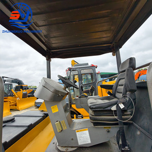 Fast delivery XD81E dual-tire <b>roller</b> Original <b>used</b> <b>road</b> <b>roller</b> XD81E Dual-tire <b>roller</b> for <b>roads</b> - Product Image 3