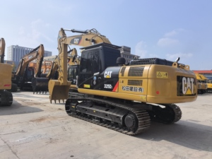 รถขุดตีนตะขาบ CAT 325D2 มือสอง สำหรับงานก่อสร้าง - Product Image 2