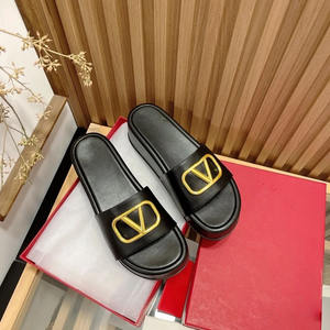 2025 Design Women's Casual <b>Slippers</b> Tops <b>Open</b> <b>Toe</b> Flat Bottom Anti-Slip Retro Lightweight Waterproof Breathable Genuine Fashion - Product Image 1