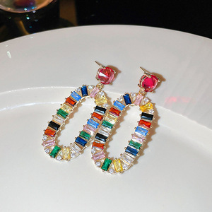 Orecchini a Perno Ovali con Fiori Colorati per Donne, Accessori per Orecchie Freschi da Indossare Ogni Giorno - Product Image 4