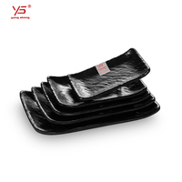 Assiettes à sushi rectangulaires en mélamine mate A5 personnalisées pour restaurant japonais