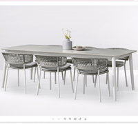 Fournisseur en gros Tables à manger d'usine avec chaises Ensemble table à manger haut de gamme Table à manger moderne avec cascade de bonne qualité