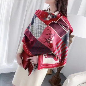 Toptan Baskılı Büyük At Desenli Kare Tasarım Pamuklu Kadın Sonbahar Kış Sıcak Kalın Püsküllü Dayanıklı Çok Amaçlı Şal El - Product Image 5