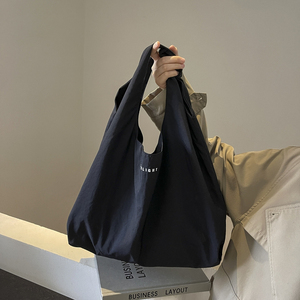 Grand <span class=keywords><strong>sac</strong></span> fourre-tout pliable <span class=keywords><strong>noir</strong></span> en lin pour la nuit <span class=keywords><strong>Sac</strong></span> <span class=keywords><strong>Hobo</strong></span> Shopper décontracté Sacs à bandoulière pour femmes pour dames - Product Image 4