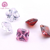 Yingma Gemstone Prix de gros 4x4mm à 12x12mm carré coupe coin CZ pierres zircon cubique avec trou unique