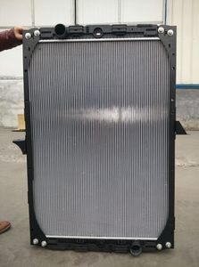 Radiateur automatique <span class=keywords><strong>D</strong></span>/A/F de l'usine de radiateurs de Chine 61417 1617341 1364465 1858774 1326966 1617340 1858772 CR690000P 8MK376721-541 - Product Image 3