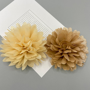 Tête de fleur de chrysanthème en tissu faite à la main, ronde, pour accessoires de bijoux DIY, décoration de vêtements, chaussures, sacs, style frais et doux - Product Image 3