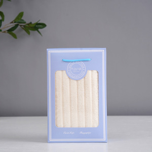 Bán Buôn San Hô Lông Cừu Khăn Và Khăn Tắm Đặt Hộp Quà Tặng Cho Nhà Sử Dụng Dày Mềm Thấm Khăn Mặt Với Logo In Ấn - Product Image 5