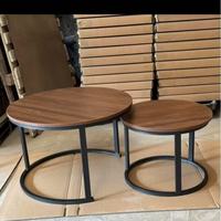 Ensemble de tables basses modernes en chêne artificiel doré imperméable, structure gigogne, 2 tables d'appoint empilables, luxe pour salon