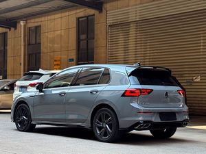 Exportation vers l'Algérie Volks-wagens <span class=keywords><strong>Golf</strong></span> 8 2024 Sedan Voitures <span class=keywords><strong>5</strong></span> <span class=keywords><strong>portes</strong></span> <span class=keywords><strong>5</strong></span> places <span class=keywords><strong>Golf</strong></span> 85 R Line 1.5T FWD R17 Taille de pneu Voitures d'occasion - Product Image 5