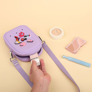 Sıcak Satış Tek Omuz Çantası 2026 Yeni Sonbahar DIY Charm'lı Silikon El Çantası Büyük Kapasiteli Kadın Cep Telefonu Omuz Çantası - Product Image 3