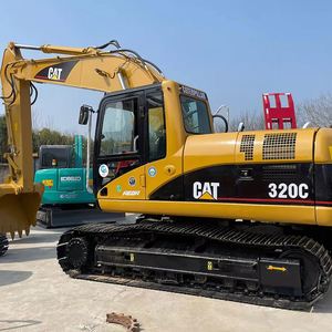 Excavadora de cadenas usada Caterpillar CAT320C de 20 toneladas, modelo 2017, en excelentes condiciones, 1 año de servicio posventa, motor de origen japonés - Product Image 1