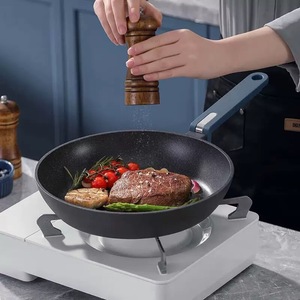 Sartén Antiadherente <span class=keywords><strong>de</strong></span> <span class=keywords><strong>Aluminio</strong></span> para Uso Doméstico, Apta para Horno, con Mango <span class=keywords><strong>de</strong></span> Silicona <span class=keywords><strong>y</strong></span> Tapa con Cristal Integrado, para Todo Tipo <span class=keywords><strong>de</strong></span> Estufas, Precio <span class=keywords><strong>de</strong></span> Fábrica al por Mayor - Product Image 6
