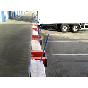 Minirampa Manual MR480.MAN.STD, Capacidad de 6000 kg, Acero y Aluminio Pintados, Apilable para Bahías de Carga con Espacio Limitado - Product Image 5