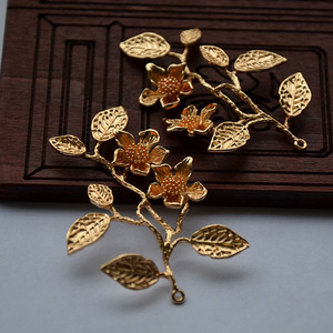 Épingle à cheveux en bronze coulé motif arbre fleuri 34x62mm, plaqué argent et or, style chinois ancien, accessoire de mariage - Product Image 4