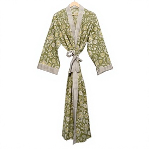 Robe longue en coton imprimé floral pour femme, col en V, manches longues, vêtement de nuit décontracté et confortable - Product Image 1