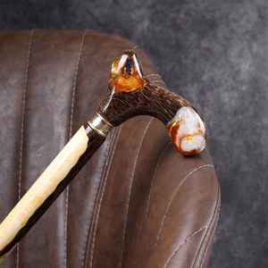 Bastón de Resina y Madera Elegante para Caminar, que Brinda Movilidad Cómoda y Soporte Confiable - Product Image 5