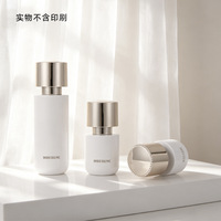 Ensemble de flacons en verre écologiques blanc brillant de 30 ml et 100 ml, flacon de lotion, flacon pulvérisateur, flacon de sérum cosmétique de luxe, flacon pompe avec bouchon doré, anti-fuite