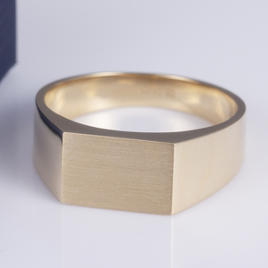 Bague en or jaune 14 carats pour homme MSR-692, minimaliste, pour tous les jours, avec diamant de laboratoire. - Product Image 2