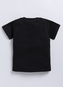 T-shirt classique en pur coton imprimé pour garçons, couleur noire, avec un motif de vélo élégant et un design de texte Freestyle, t-shirt doux - Product Image 2