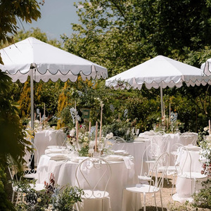 Hete Verkoop Modern Hotel Outdoor Waterdichte Aluminium Parasols Met Houtnerf Coating Grote Maten Voor Zand Gebruik - Product Image 4