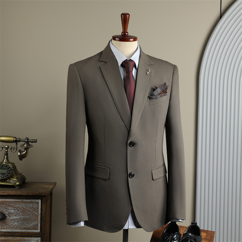 Costume marron