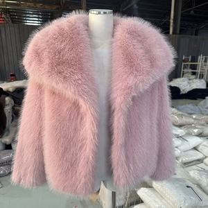 Giacche e Cappotti da Donna all'Ingrosso in Ecopelliccia Stile Chinchilla, Modello Morbido a Nove Colori, Marrone, <span class=keywords><strong>Beige</strong></span> Chiaro, <span class=keywords><strong>Corto</strong></span> - Product Image 3