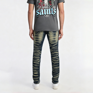 Pantaloni in denim lavato stampato eleganti e all'avanguardia, a vita bassa e vestibilità slim, per look hip-hop, punk e streetwear. - Product Image 2