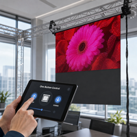Écran LED déroulant publicitaire intérieur de qualité industrielle P2.6, haute luminosité, mur d'affichage intelligent sans soudure pour centres commerciaux