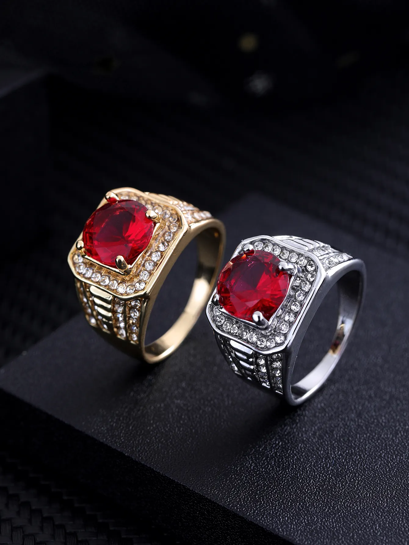 Jewelry Light luxuriöser delikater modestil Ruby Diamant Rose roter Ring für Damen