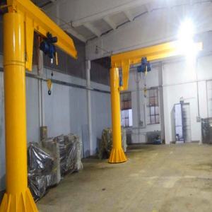 Grue à flèche robuste pour un levage industriel efficace et la manutention de matériaux - Product Image 3