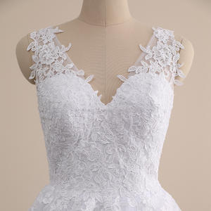 Robe de mariée de luxe personnalisée, coupe trapèze, sans manches, col en V, dos nu, style princesse pour <span class=keywords><strong>femme</strong></span> - Product Image 3